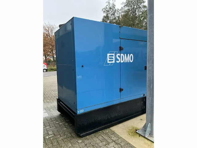 2016 sdmo v550c2 noodstroomaggregaat - afbeelding 22 van  25
