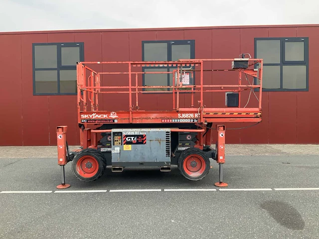 2016 skyjack sj6826rt ruwterrein hoogwerker 4x4 - afbeelding 4 van  29