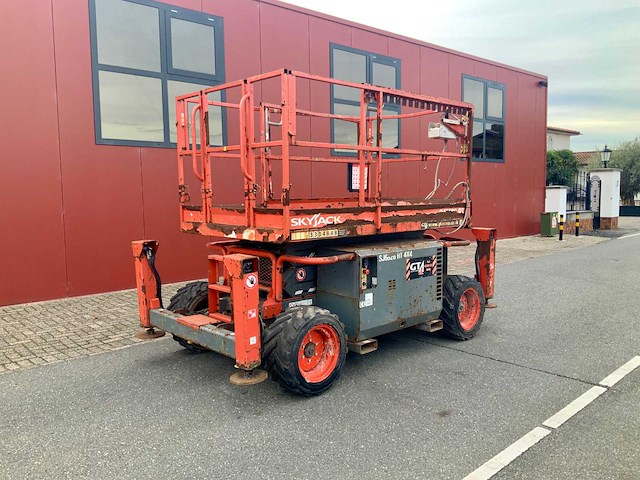 2016 skyjack sj6826rt ruwterrein hoogwerker 4x4 - afbeelding 23 van  30