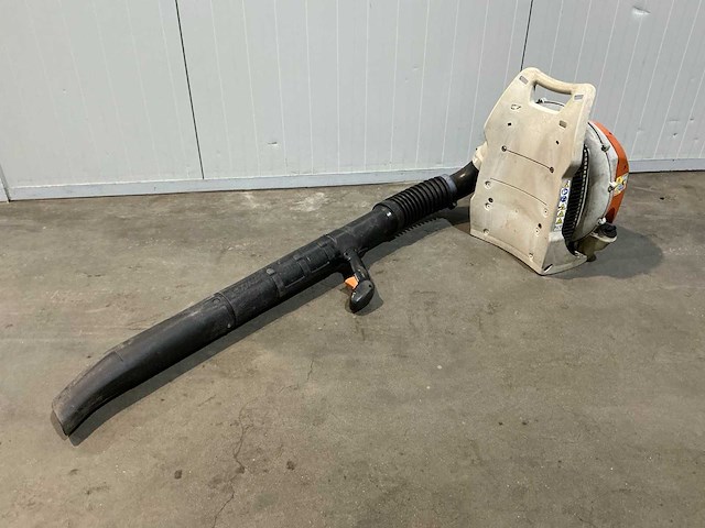 2016 stihl br600 bladblazer - afbeelding 1 van  7