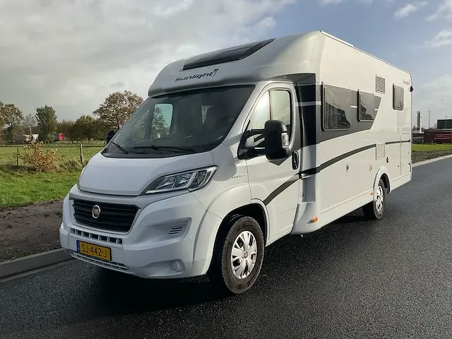 2016 sunlight t67 camper - afbeelding 1 van  58