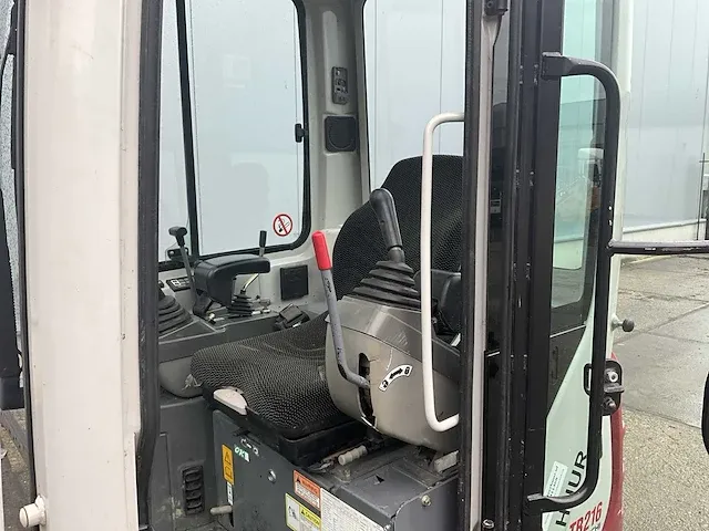 2016 takeuchi tb216 minigraafmachine - afbeelding 21 van  36