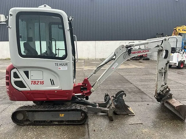 2016 takeuchi tb216 minigraafmachine - afbeelding 33 van  36