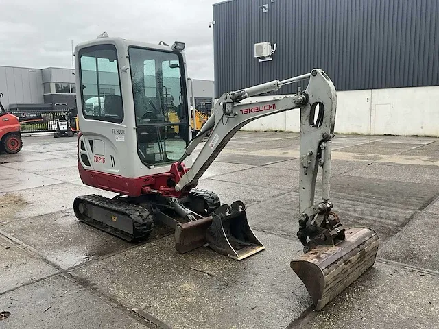 2016 takeuchi tb216 minigraafmachine - afbeelding 34 van  36