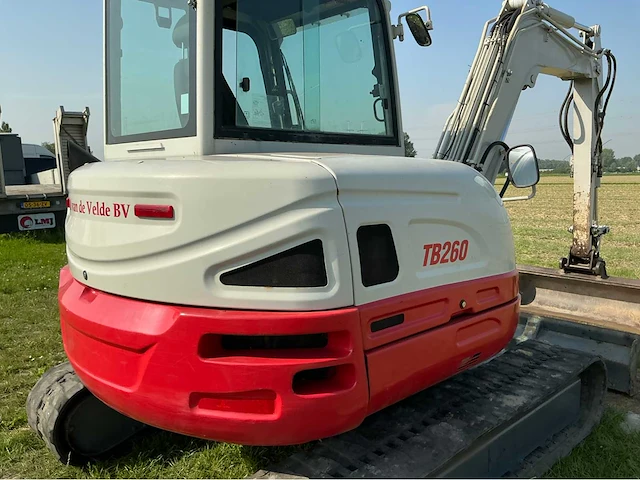 2016 takeuchi tb260 rupsgraafmachine - afbeelding 17 van  39