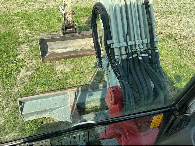2016 takeuchi tb260 rupsgraafmachine - afbeelding 31 van  39