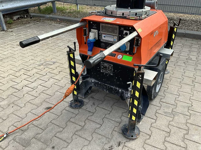 2016 trime x-chain a0002 stationaire lichtmast - afbeelding 3 van  13