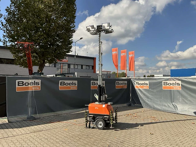2016 trime x-chain a0002 stationaire lichtmast - afbeelding 1 van  13
