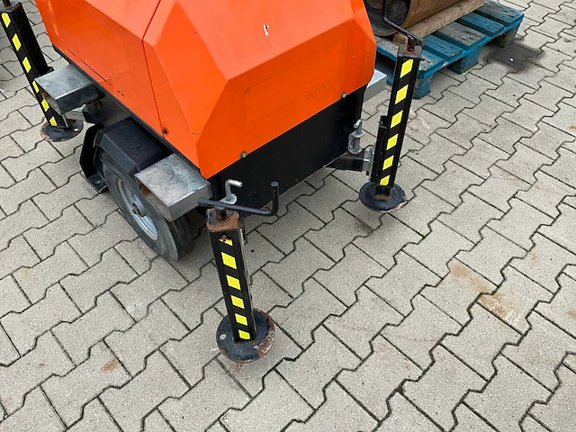 2016 trime x-chain stationaire lichtmast - afbeelding 19 van  19