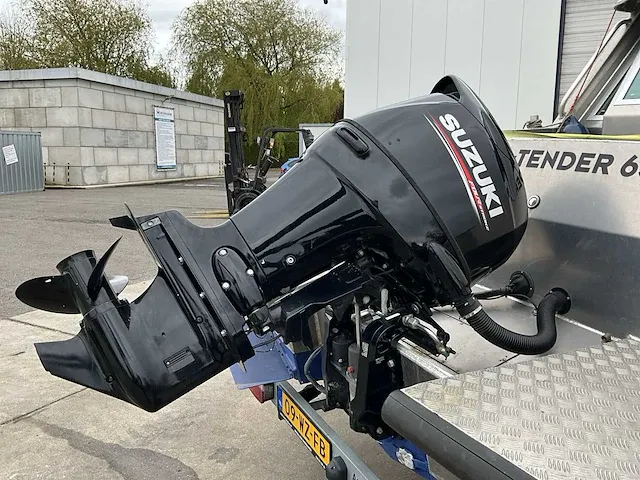 2016 vanvossen alu tender 650 cabin consoleboot inclusief trailer - afbeelding 13 van  32