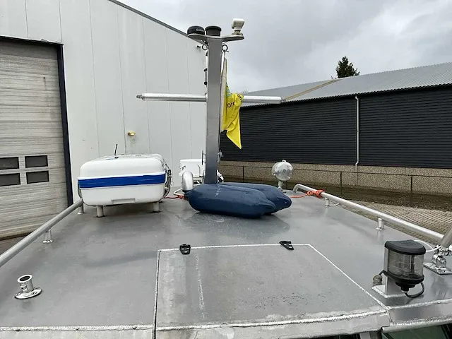 2016 vanvossen alu tender 650 cabin consoleboot inclusief trailer - afbeelding 15 van  32