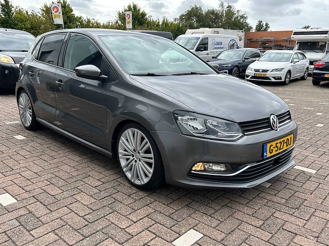 2016 volkswagen polo 90pk tdi highline personenauto - afbeelding 10 van  17