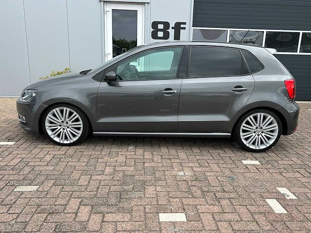 2016 volkswagen polo 90pk tdi highline personenauto - afbeelding 13 van  17