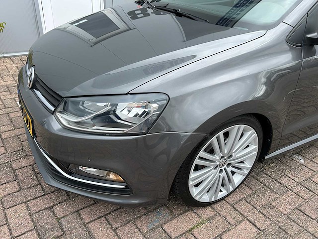 2016 volkswagen polo 90pk tdi highline personenauto - afbeelding 14 van  17