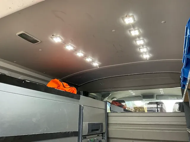 2016 volkswagen transporter bedrijfswagen - afbeelding 19 van  30