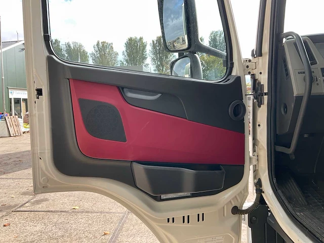 2016 volvo fm 410 vrachtwagen (c) - afbeelding 24 van  49