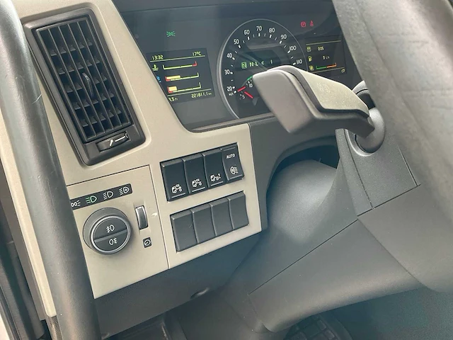 2016 volvo fm 410 vrachtwagen (c) - afbeelding 30 van  49
