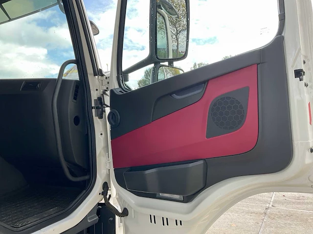 2016 volvo fm 410 vrachtwagen (c) - afbeelding 42 van  49