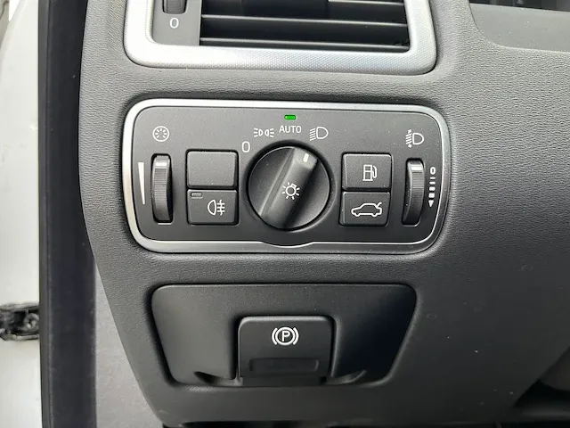 2016 volvo v70 2.4 d5 awd automatic personenauto - afbeelding 5 van  34