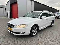 2016 volvo v70 2.4 d5 awd automatic personenauto - afbeelding 1 van  34