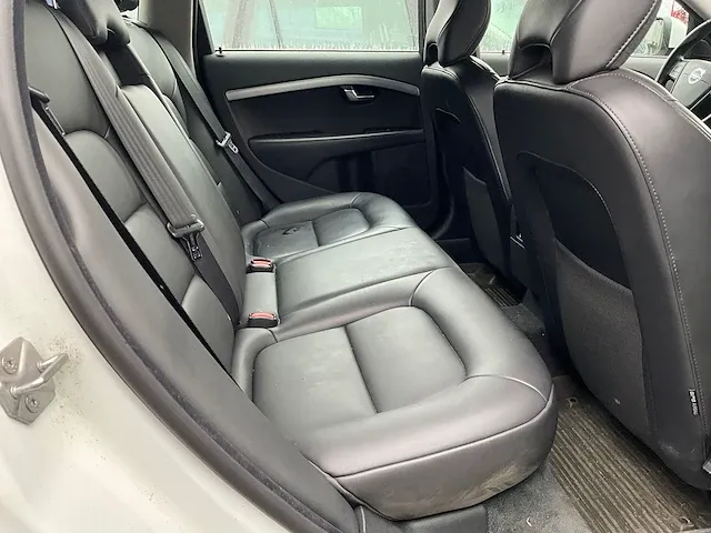 2016 volvo v70 2.4 d5 awd automatic personenauto - afbeelding 19 van  34