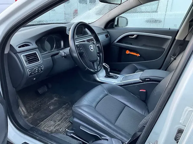 2016 volvo v70 2.4 d5 awd automatic personenauto - afbeelding 34 van  34