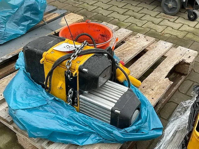 2016 yale cpv 10-4/1 elektrische kettingtakel - afbeelding 3 van  5