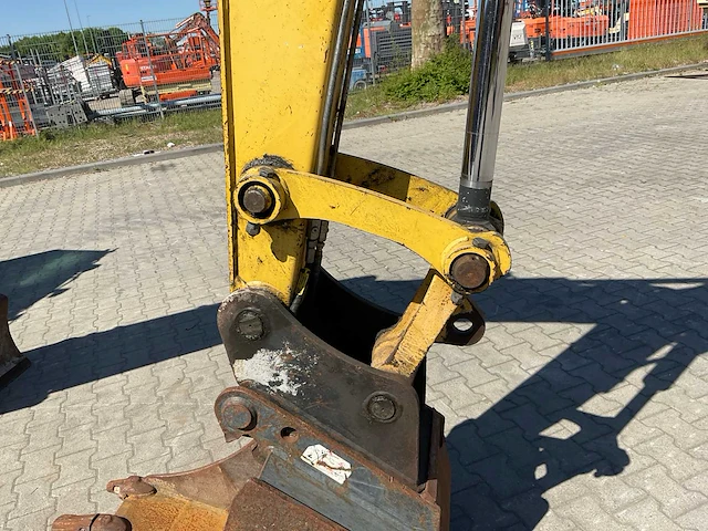 2016 yanmar vio80-u midi rupsgraafmachine binnendraaier - afbeelding 3 van  31