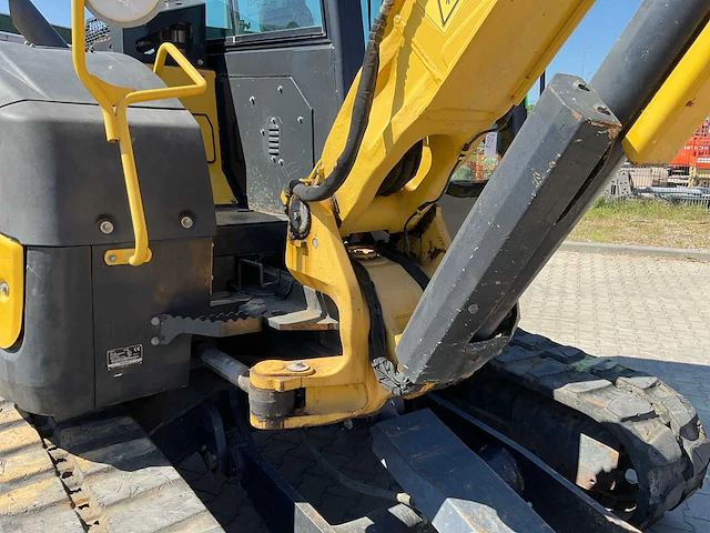 2016 yanmar vio80-u midi rupsgraafmachine binnendraaier - afbeelding 6 van  31
