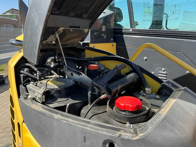 2016 yanmar vio80-u midi rupsgraafmachine binnendraaier - afbeelding 17 van  31