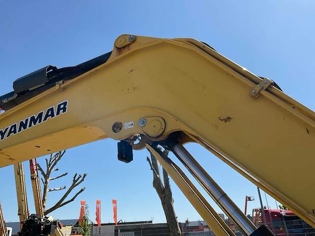 2016 yanmar vio80-u midi rupsgraafmachine binnendraaier - afbeelding 28 van  31