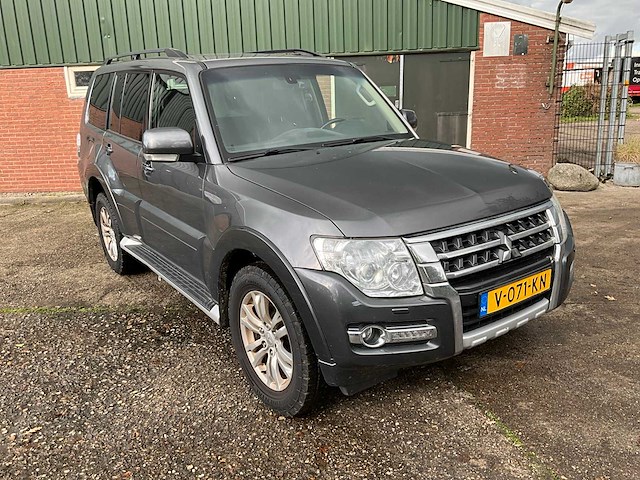 2017 - mitsubishi - pajero - personenauto - afbeelding 4 van  47