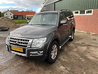 2017 - mitsubishi - pajero - personenauto - afbeelding 44 van  47
