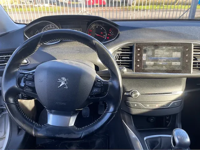 2017 - peugeot - 308 - 1.6 bluehdi blue l. - personenauto - afbeelding 17 van  44