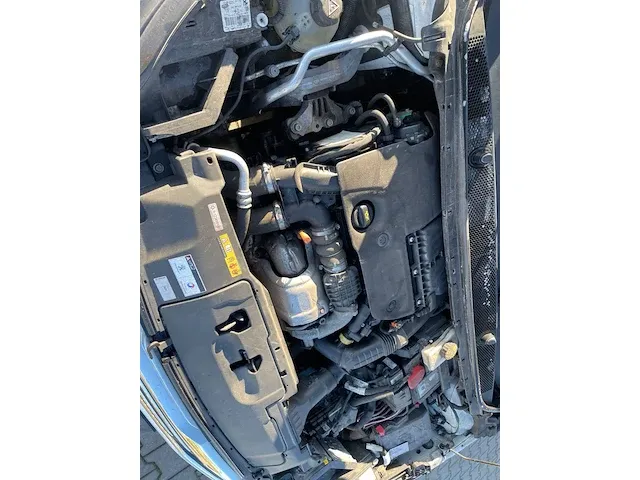 2017 - peugeot - 308 - 1.6 bluehdi blue l. - personenauto - afbeelding 38 van  44