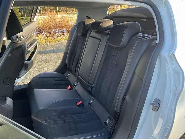 2017 - peugeot - 308 - 1.6 bluehdi blue l. - personenauto - afbeelding 8 van  29