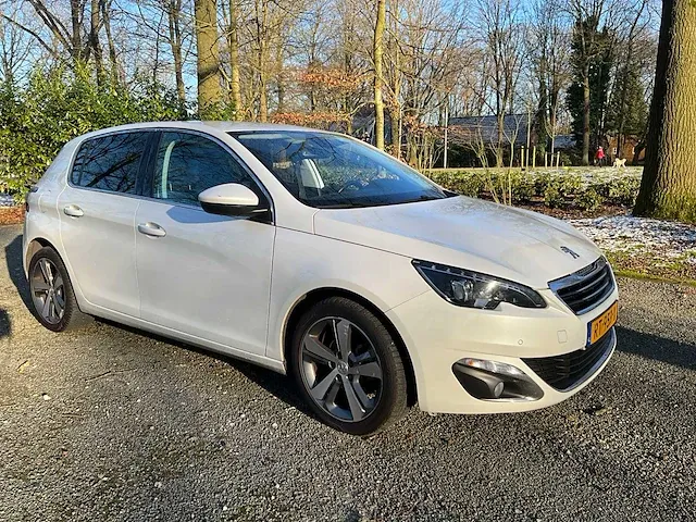 2017 - peugeot - 308 - 1.6 bluehdi blue l. - personenauto - afbeelding 12 van  29