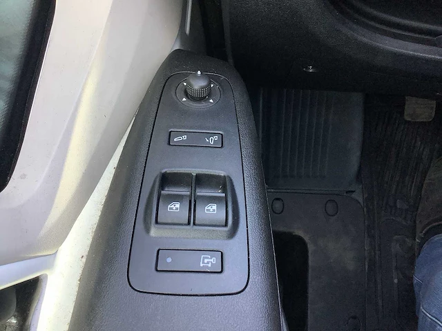 2017 - peugeot - boxer - 330 2.0 hdi l1h1 pp - bedrijfswagen - afbeelding 13 van  22