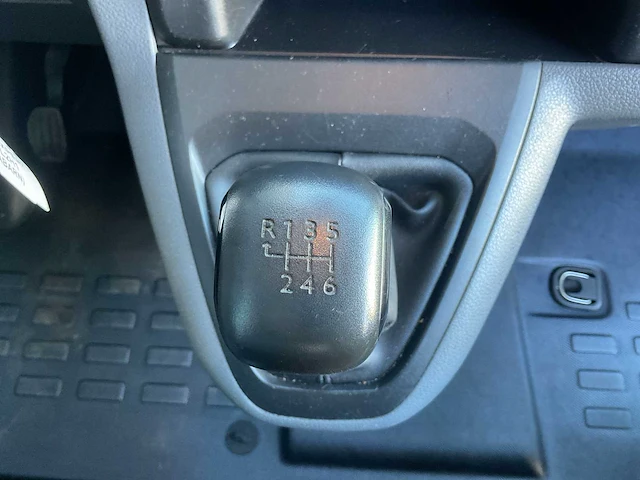 2017 - peugeot - expert - 231s2.0bluehdi120pro - bedrijfswagen - afbeelding 2 van  21