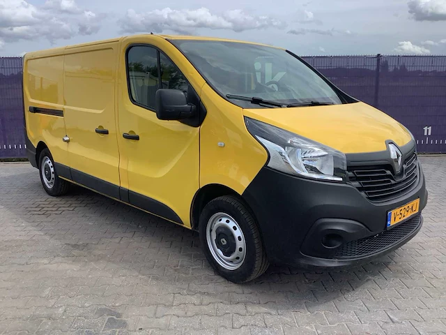 2017 - renault - trafic - 1.6 dci t29l2h1comen - bedrijfswagen - afbeelding 2 van  11