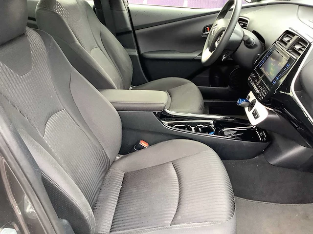 2017 - toyota - prius - 1.8 aspiration - personenauto - afbeelding 10 van  13