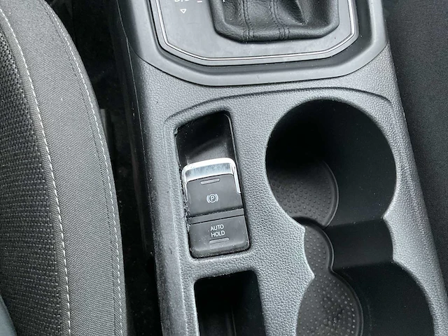 2017 - volkswagen - touran - 2.0 tdi - hondenwagen - afbeelding 8 van  17