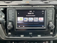 2017 - volkswagen - touran - 2.0 tdi scr - hondenwagen - afbeelding 3 van  19