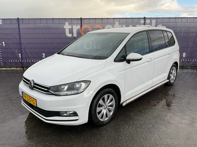 2017 - volkswagen - touran - 2.0 tdi scr - hondenwagen - afbeelding 1 van  19
