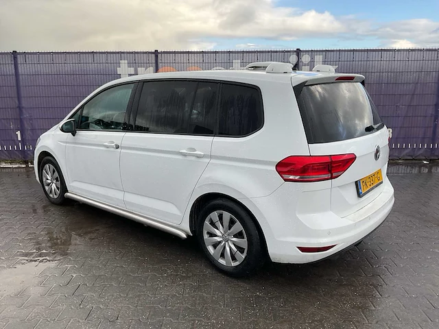 2017 - volkswagen - touran - 2.0 tdi scr - hondenwagen - afbeelding 14 van  19