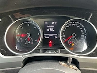 2017 - volkswagen - touran - 2.0 tdi scr comfortl - bedrijfswagen - afbeelding 3 van  19