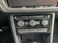 2017 - volkswagen - touran - 2.0 tdi scr comfortl - bedrijfswagen - afbeelding 6 van  19