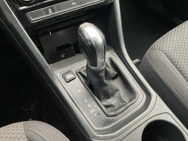 2017 - volkswagen - touran - 2.0 tdi scr comfortl - bedrijfswagen - afbeelding 7 van  19