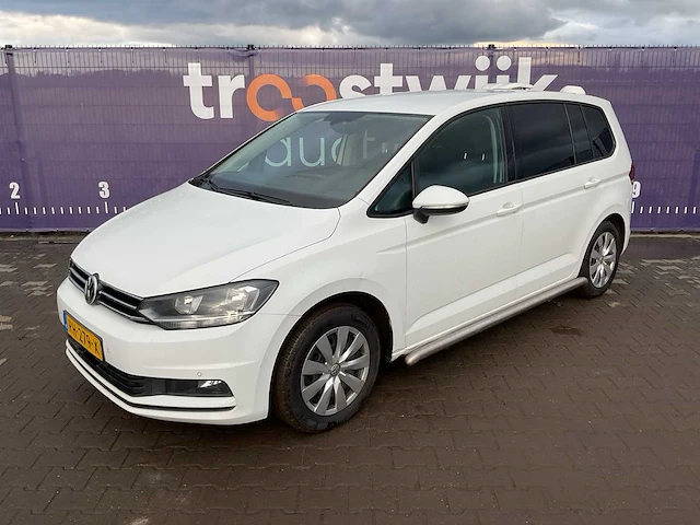 2017 - volkswagen - touran - 2.0 tdi scr comfortl - bedrijfswagen - afbeelding 1 van  19