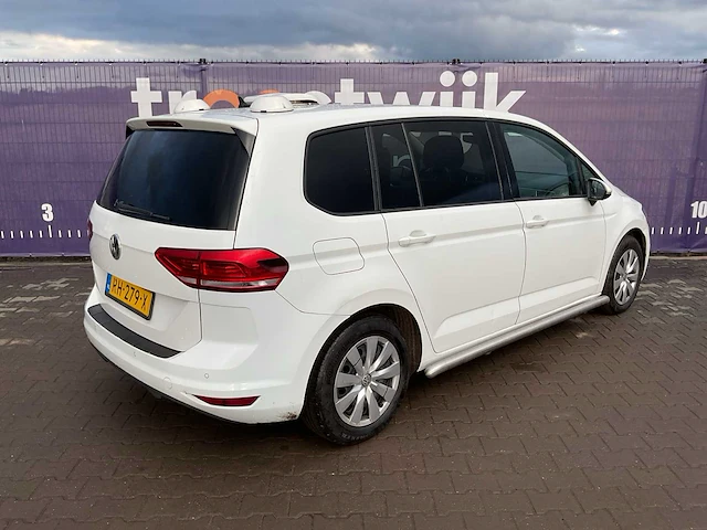 2017 - volkswagen - touran - 2.0 tdi scr comfortl - bedrijfswagen - afbeelding 13 van  19